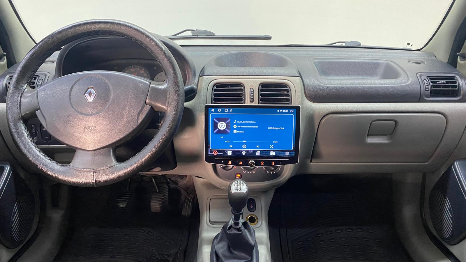 RENAULT CLIO 9